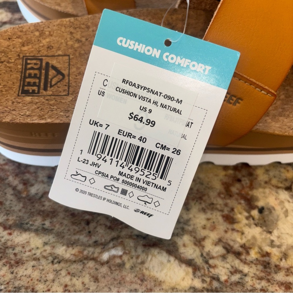 Reef Sandals NWT - Picture 14 of 15